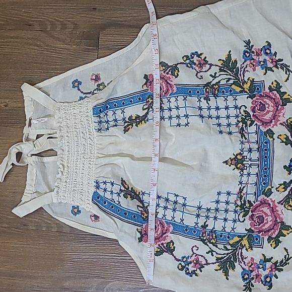 Free People Cream Fabric Detail used exelent condition. - Picture 3 of 14